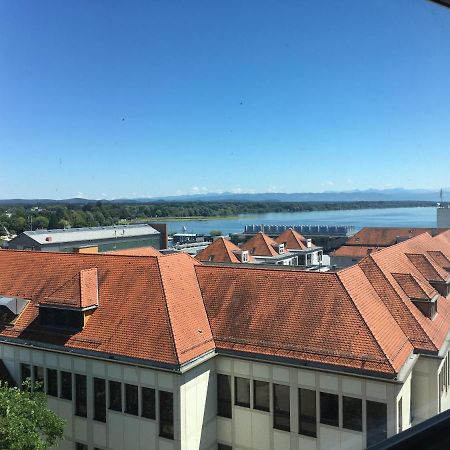 Liebevoll Renoviertes Apartment Mit Panoramablick Friedrichshafen Exterior foto